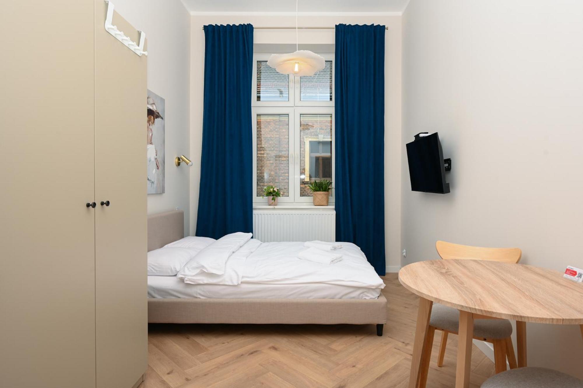Rentplanet - Studio Plac Matejki Краков Экстерьер фото