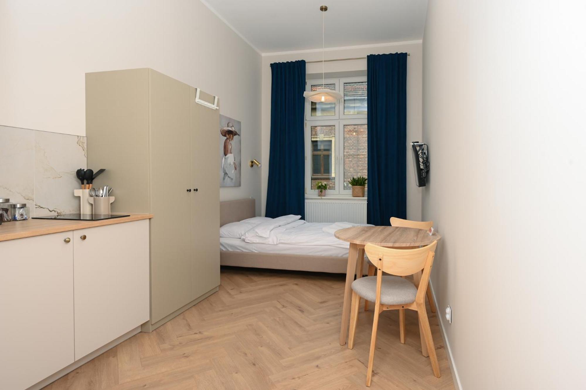 Rentplanet - Studio Plac Matejki Краков Экстерьер фото